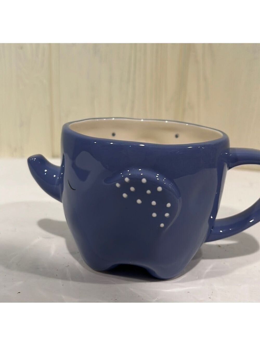 Tag ceramic elephant mug